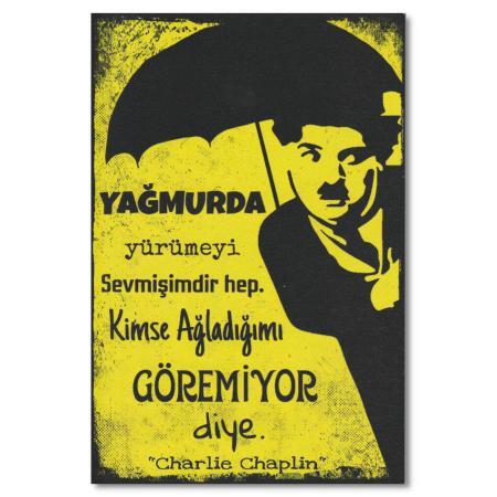 Charlie Chaplin Ahsap Poster Yagmurda