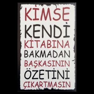 Duvar Yazisi Ahsap Kimse Kendi Kitabina Bakmadan